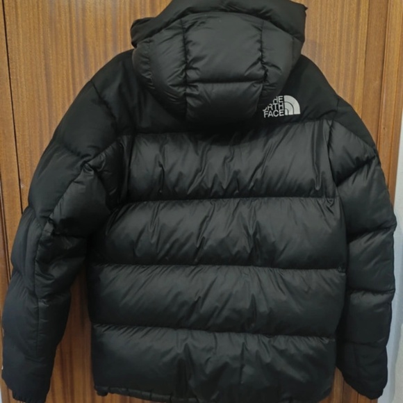 The North Face Men's Dark Puffer Jacket In new mint condition - Picture 2 of 5